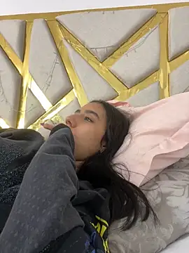 Snapshot of MissSussy chatting on 03.14.25 MissSussy online show from 03.14.25