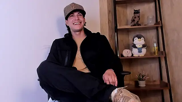 Karimferrer online show from 03.13.26