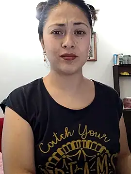 Snapshot of LisbethMoore_ chatting on 11.04.25 LisbethMoore online show from 11.04.25