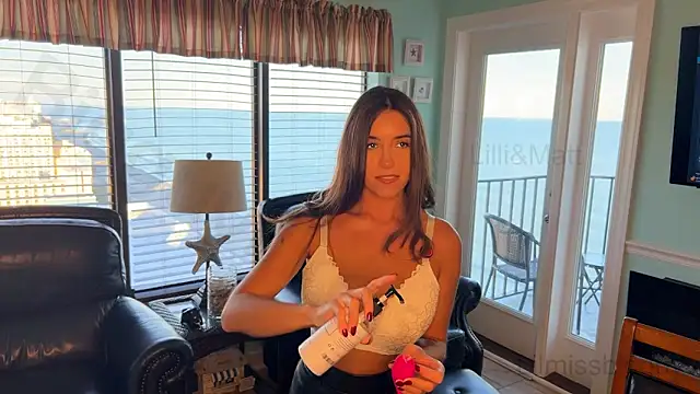 Lilmissbigguy online show from 10.24.25