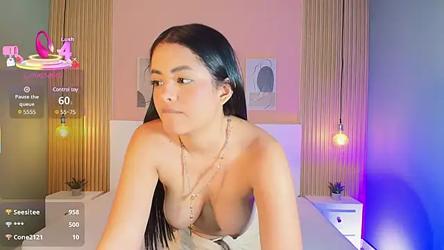 EmilyWalker11 online show from 03.11.25