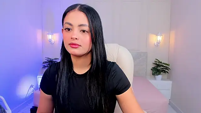 EmilyWalker11 online show from 09.15.25