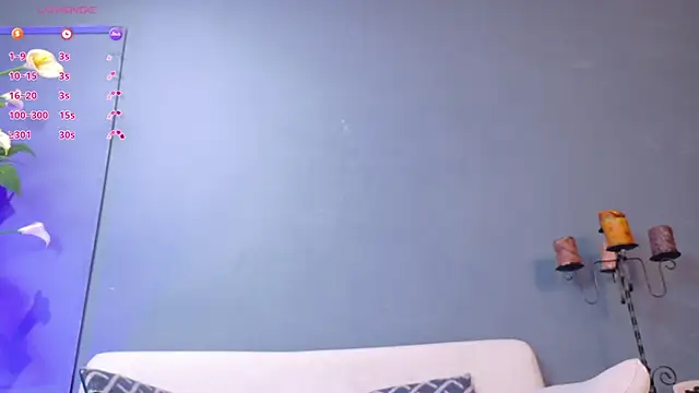 Snapshot of french_sexx chatting on 10.30.25 french sexx online show from 10.30.25