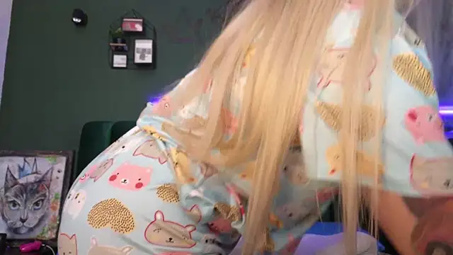 kimmie meow online show from 01.18.25