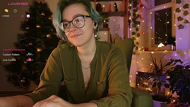 alisahug online show from 12.13.24
