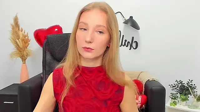 LolaWilsons online show from 02.14.25