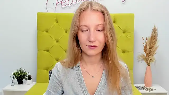 LolaWilsons online show from 05.16.26