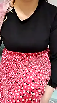 Snapshot of _Sahra_ chatting on 02.24.25 Sahra online show from 02.24.25