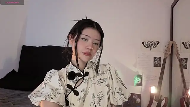 Snapshot of sweet_soup chatting on 05.18.26 sweet soup online show from 05.18.26