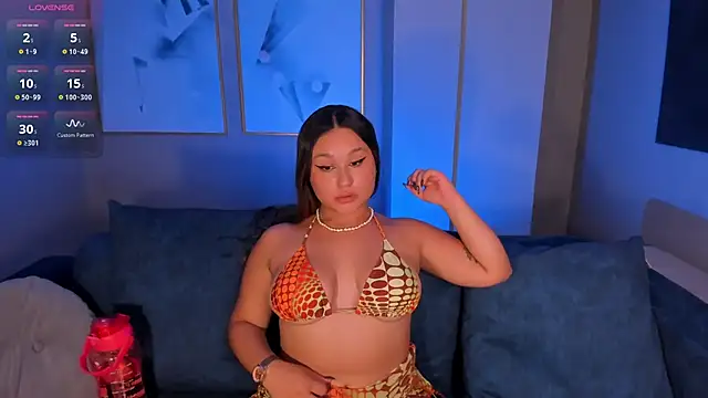 Snapshot of SamanthaConnor_ chatting on 02.24.25 SamanthaConnor online show from 02.24.25