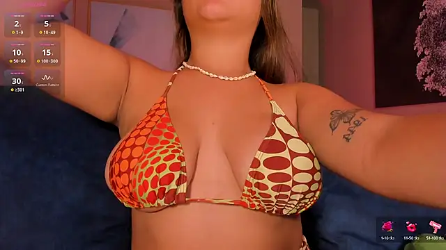 Snapshot of SamanthaConnor_ chatting on 02.25.25 SamanthaConnor online show from 02.25.25