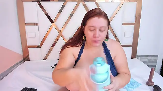 Snapshot of Camila_Fajardo chatting on 10.10.25 Camila Fajardo online show from 10.10.25