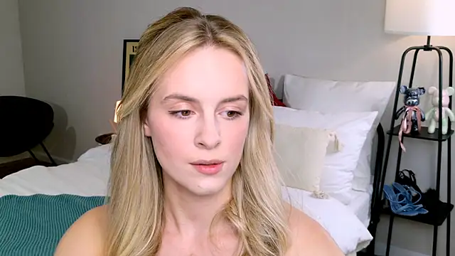 RozzitaBedberry online show from 09.28.25