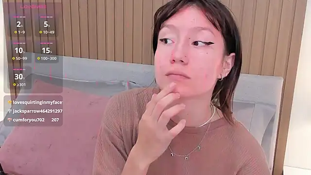 lizzy davis 1 online show from 12.06.24