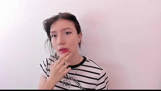 lizzy davis 1 online show from 12.22.24