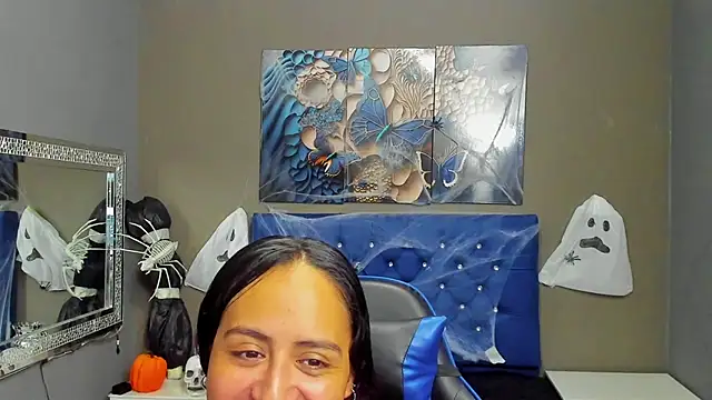 Snapshot of NikolPervertUnlimit chatting on 10.23.25 NikolPervertUnlimit online show from 10.23.25