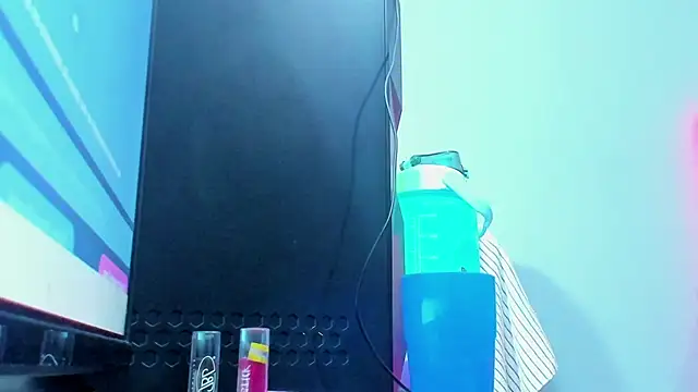 Snapshot of NikolPervertUnlimit chatting on 10.26.25 NikolPervertUnlimit online show from 10.26.25