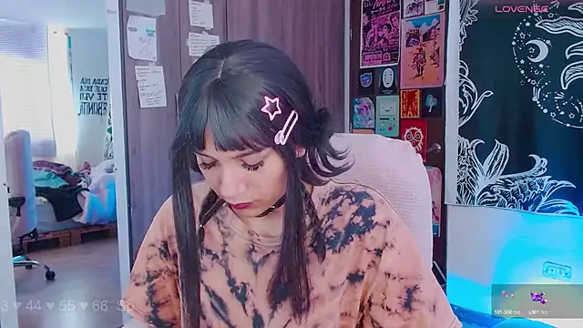 Snapshot of melissahowl chatting on 09.25.25 melissahowl online show from 09.25.25