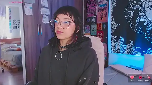 Snapshot of melissahowl chatting on 11.06.25 melissahowl online show from 11.06.25