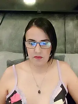 IsisBlake online show from 01.19.25