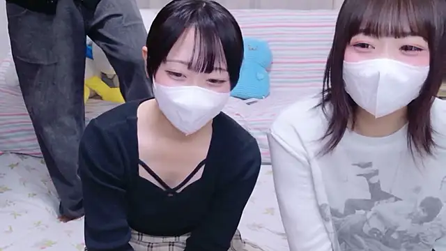 Mia--meow online show from 11.01.25