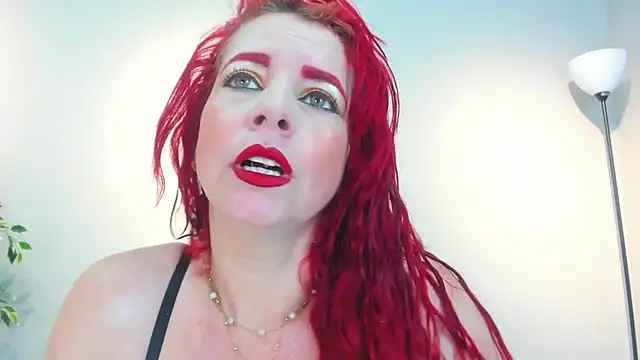 Snapshot of HannaBrave chatting on 02.01.26 HannaBrave online show from 02.01.26