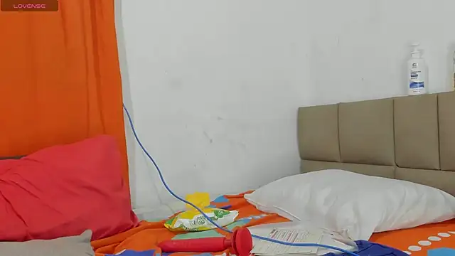 lilybaudyn  online show from 06.27.26