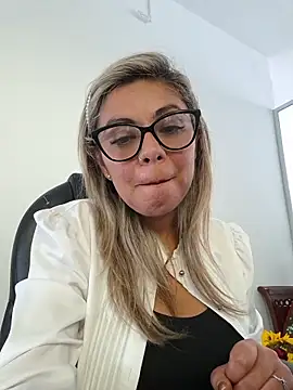 Cata Office-12 online show from 11.14.25