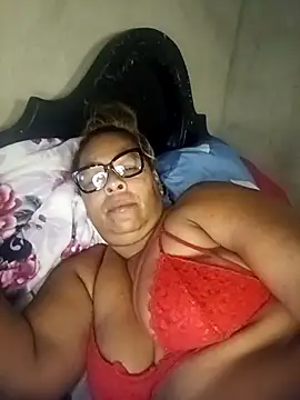 Afroditabichota online show from 10.15.25