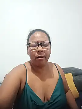 Afroditabichota online show from 10.27.25