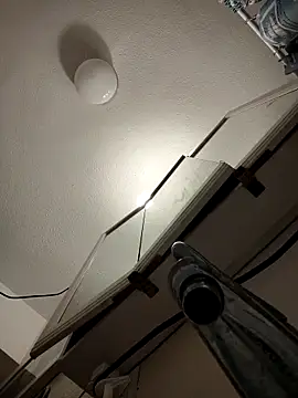 Gillygilly76 online show from 10.17.25