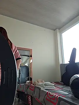 Snapshot of valery_mora chatting on 09.29.25 valery mora online show from 09.29.25