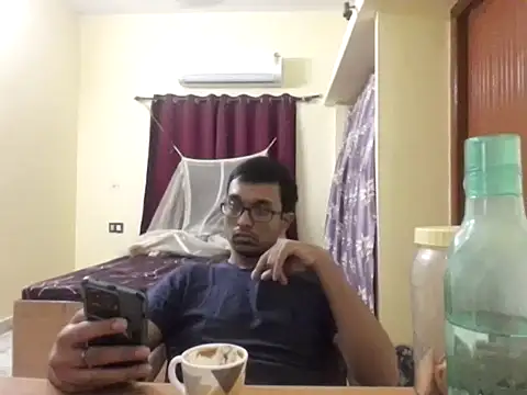 THE NAKED BOY online show from 11.25.25