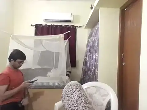 THE NAKED BOY online show from 04.01.26