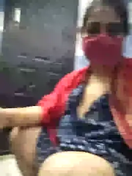 Snapshot of kirti__arora chatting on 12.08.24 kirti arora online show from 12.08.24