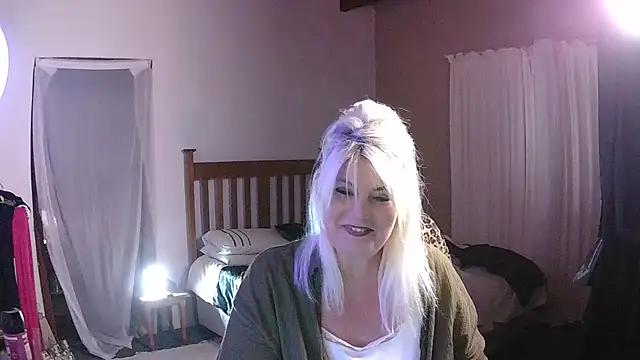 Miahotmilf online show from 03.07.26