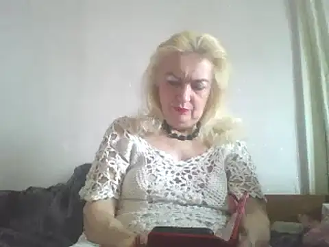 Snapshot of Meri798 chatting on 04.08.26 Meri798 online show from 04.08.26