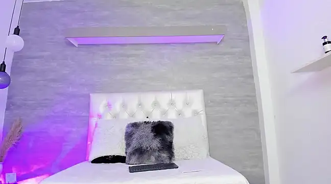 thararouse online show from 01.31.25