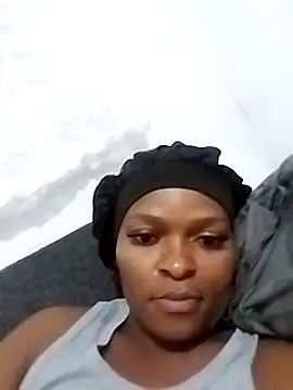 Snapshot of lovelyassbitch chatting on 01.13.25 lovelyassbitch online show from 01.13.25