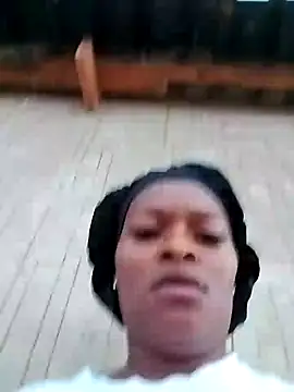 Snapshot of lovelyassbitch chatting on 01.16.25 lovelyassbitch online show from 01.16.25