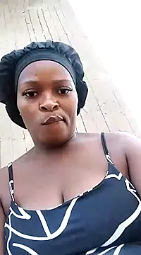 Snapshot of lovelyassbitch chatting on 01.19.25 lovelyassbitch online show from 01.19.25