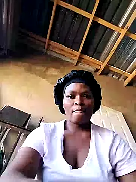 Snapshot of lovelyassbitch chatting on 01.20.25 lovelyassbitch online show from 01.20.25