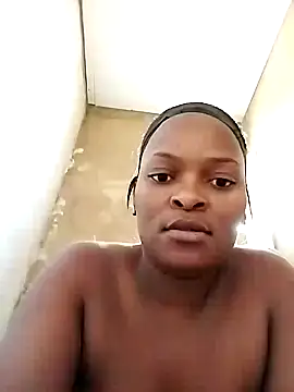 Snapshot of lovelyassbitch chatting on 02.07.25 lovelyassbitch online show from 02.07.25