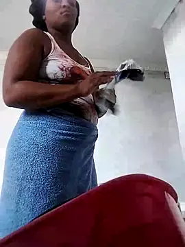 Snapshot of lovelyassbitch chatting on 02.19.25 lovelyassbitch online show from 02.19.25