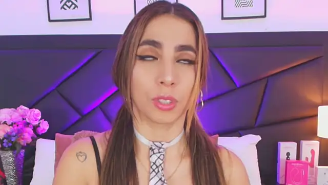 SophieCarther online show from 10.05.25