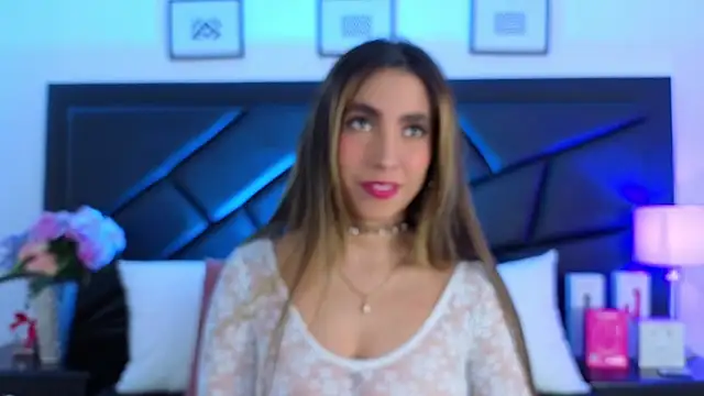 SophieCarther online show from 12.04.25