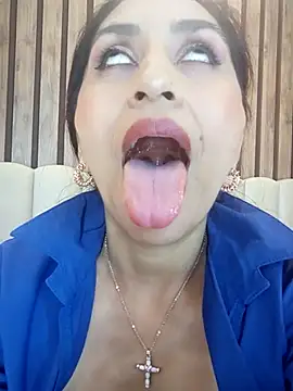 MonicaMoret online show from 02.19.25