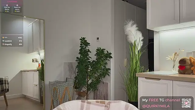  milka  online show from 10.15.25