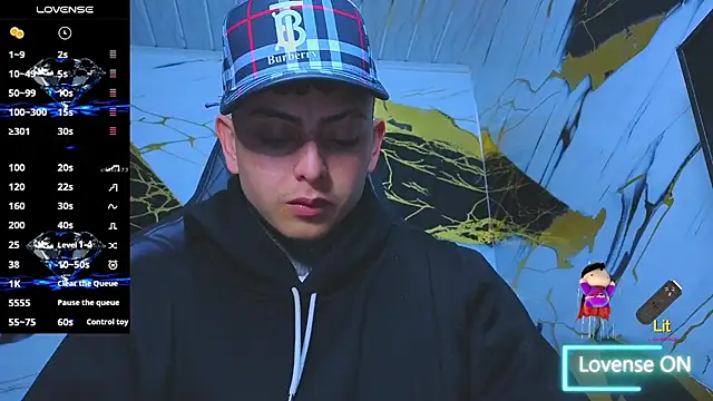 Snapshot of Kevin22_222 chatting on 10.18.25 Kevin22 222 online show from 10.18.25