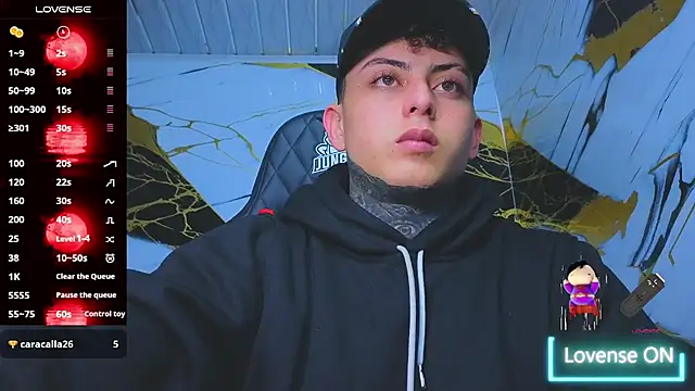 Snapshot of Kevin22_222 chatting on 10.22.25 Kevin22 222 online show from 10.22.25